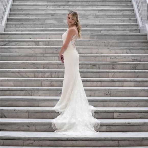 Kitty Chen used wedding dress, size 4, ivory - Picture 7 of 10